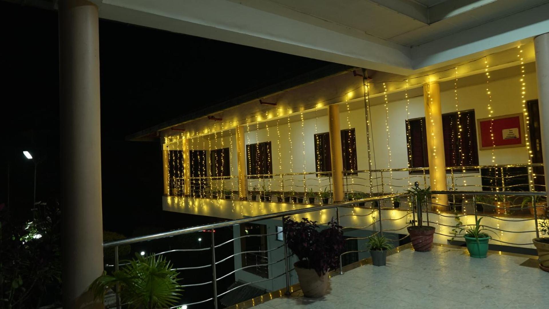 Hotel Ac Mist Munnar Exterior foto